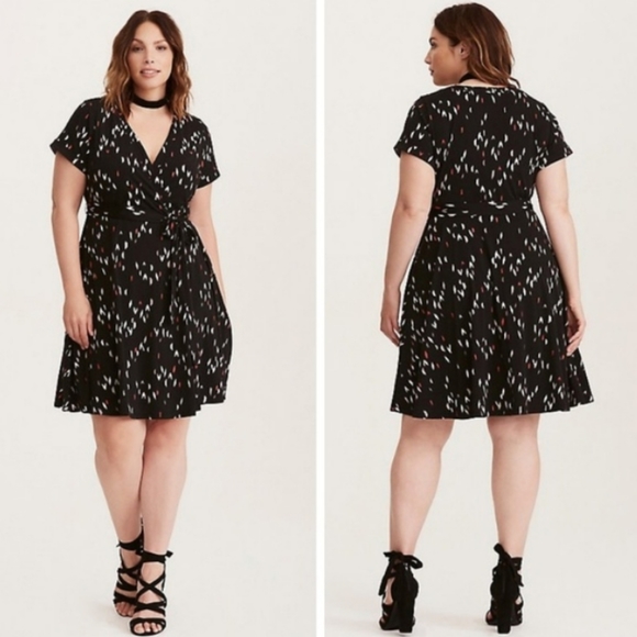 torrid Dresses & Skirts - Torrid Ikat Print  Wrap Dress Size 00